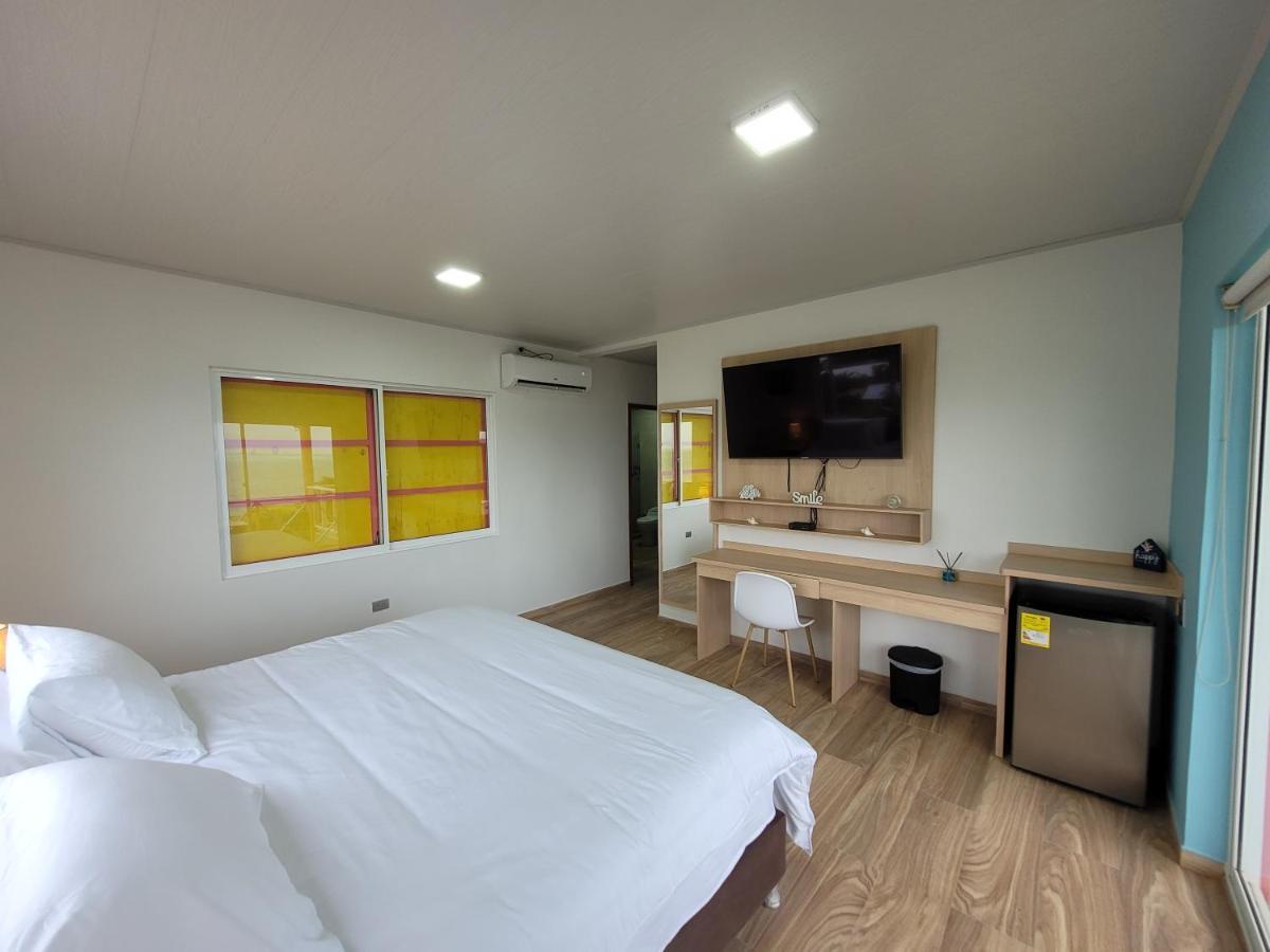 321 Surprise Beach House And Glamping Archibolds Exteriör bild